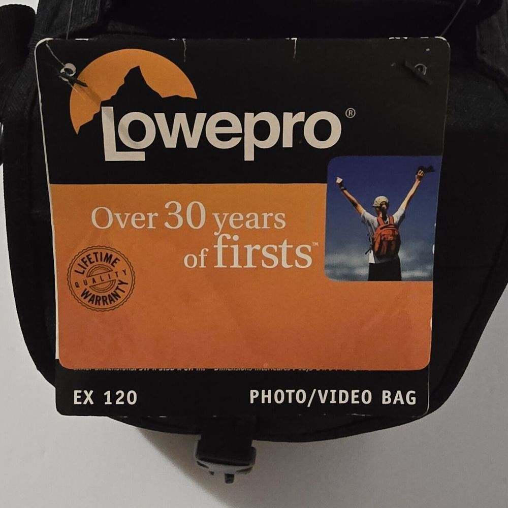 NEW with Tags LowePro Nova Micro AW Photo-Video Bag and Strap NWT Excellent Cond